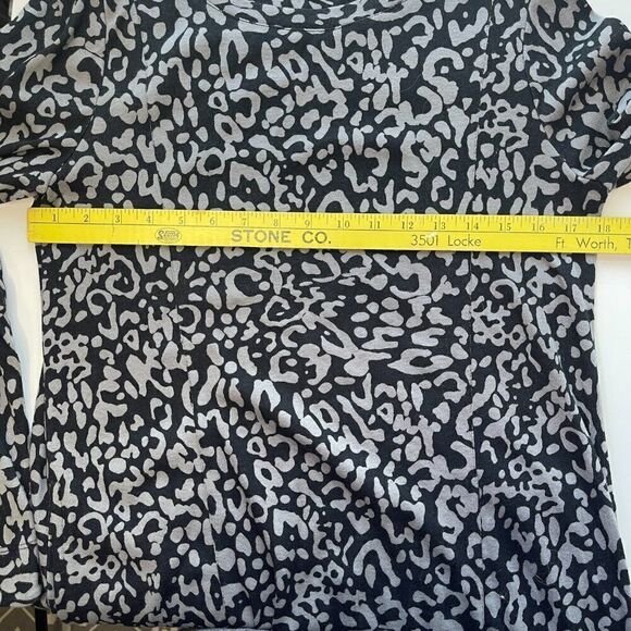 Chico's Black and Gray Animal Print Tunic - Picture 3 of 9